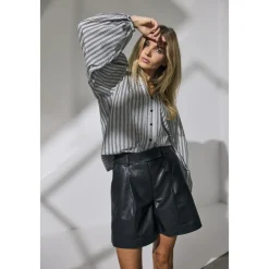 Co'Couture Bluser & Skjorter*Chic Sort og Hvid V-Shirt Grå