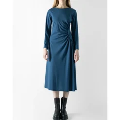 Weekend Max Mara Kjoler*Elegant Midi Kjole med Bådhals Blå