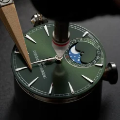 FREDERIQUE CONSTANT Ure*FC-716GR3H6 - Ur Fremstillet FC-716GR3H6 Grøn