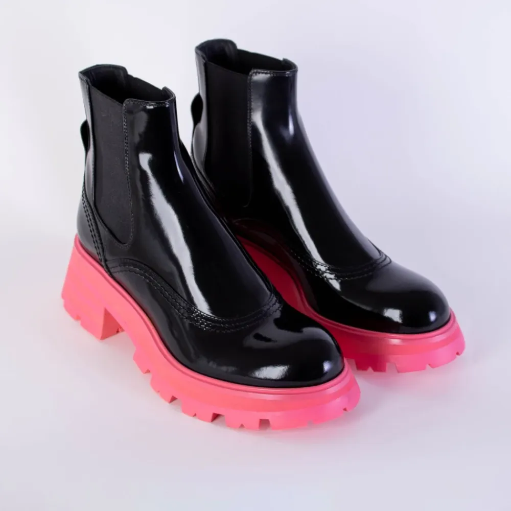 Alexander McQueen Chelsea Boots*Fluo Pink Sole Chelsea Støvler Sort