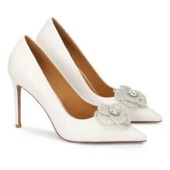 Kazar Pumps|Stiletter*e læderpumps med glitrende blomst Hvid