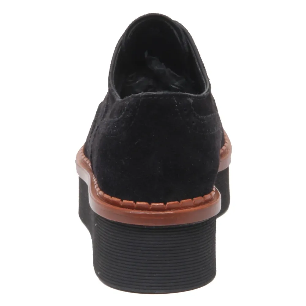 Tod's Snøresko*Italiensk ruskindssko med kilehæl Sort