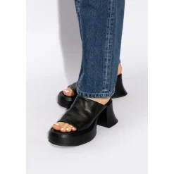 Miista Stiletter*Jimena platform slides Sort