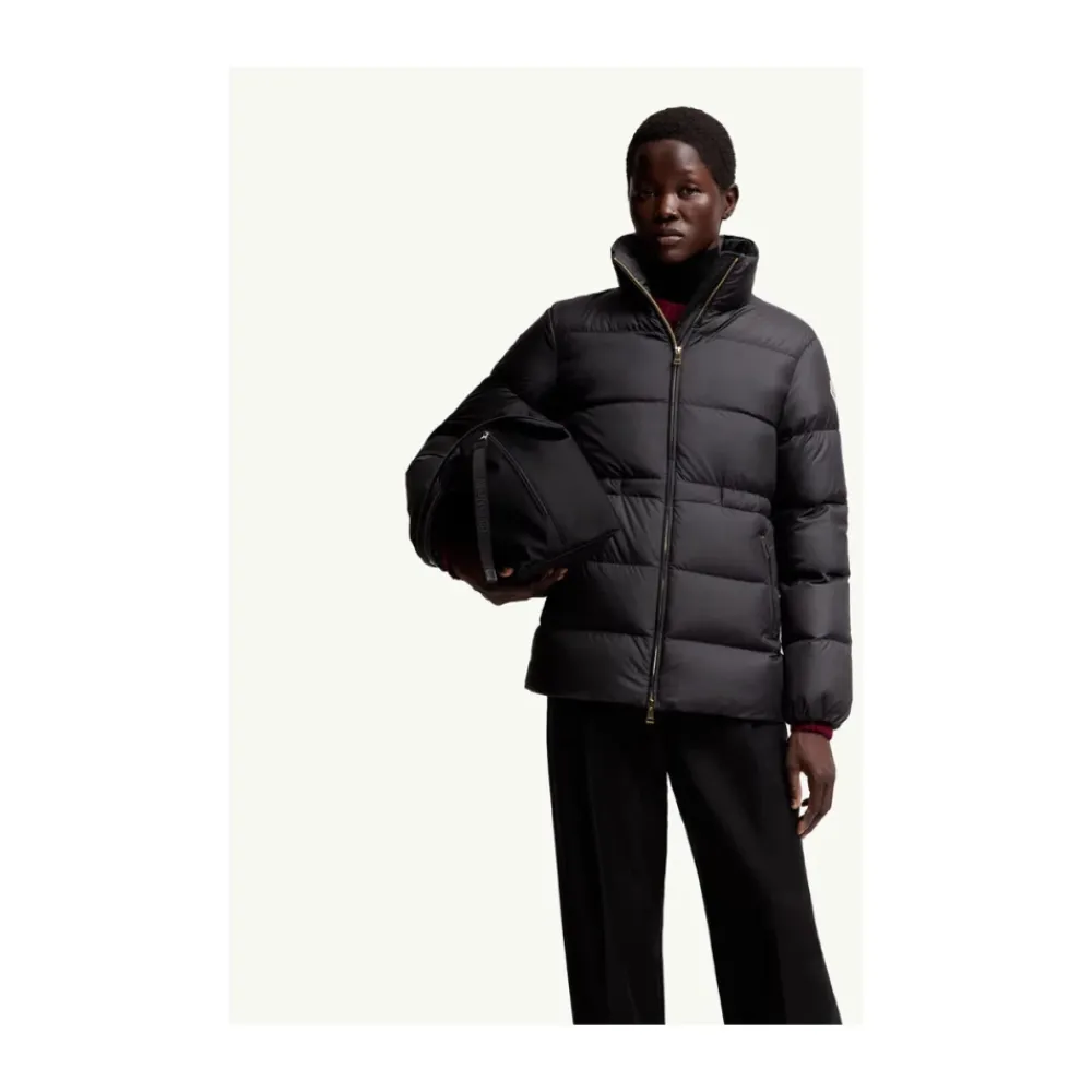 Moncler Jakker*Kort Dunjakke - , Elegant Stil Sort