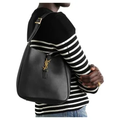 Saint Laurent Skuldertasker*Le 5 À 7 Supple Small Bag Sort