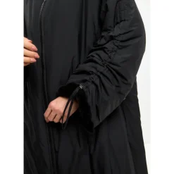 Cesare Gaspari Frakker*Oversized Hætte Puffer Jakke med Faux Pelsmanchetter Sort