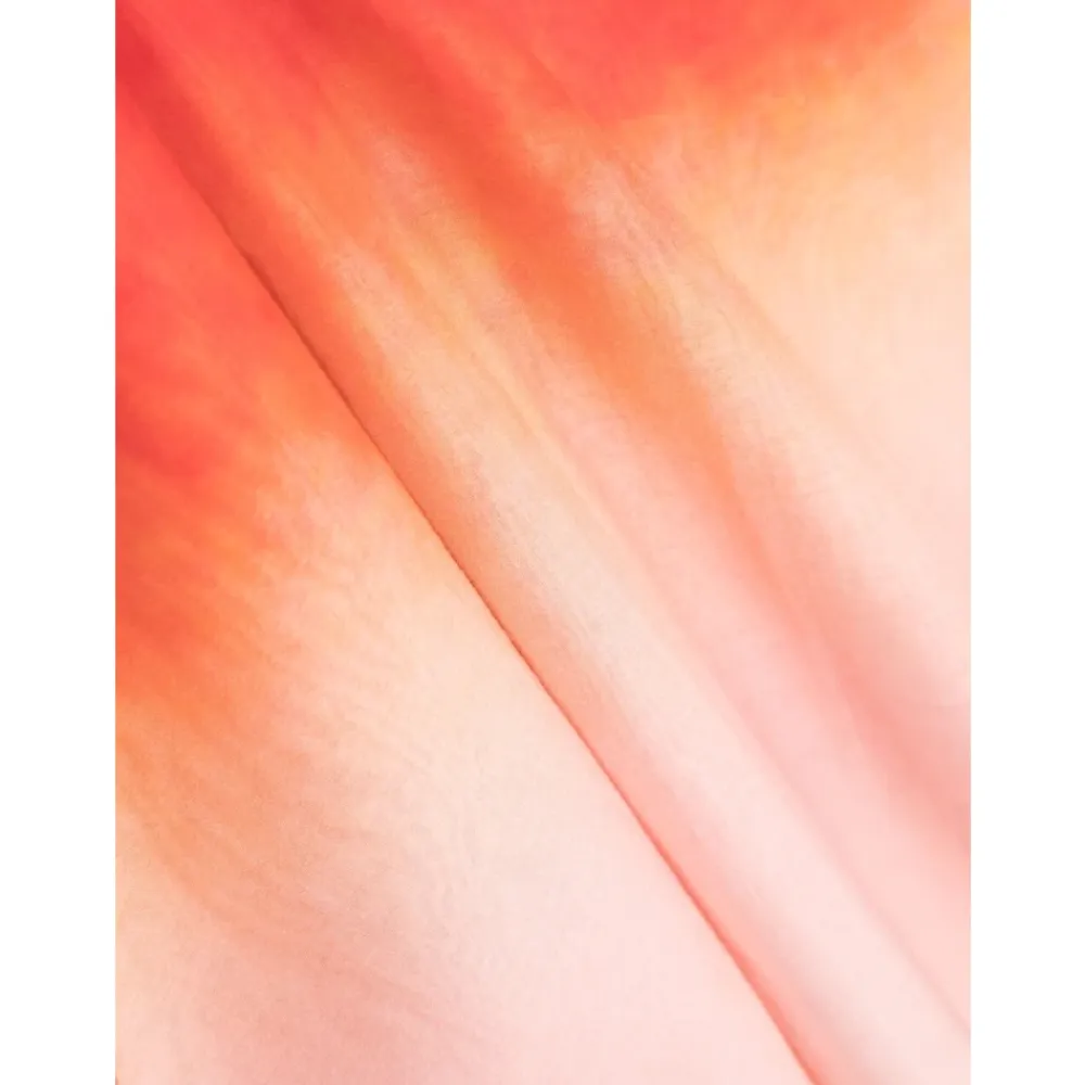 Alexander McQueen Tørklæder*Pink Silketørklæde med Kontrastkant og Gradienteffekt Orange