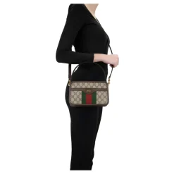 Gucci Håndtasker*Stilfuld skuldertaske Beige