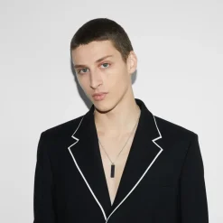 Gucci Smykker*Taghalskæde i sterlingsølv og sort gummibelagt mærke _længde 50/55 cm Grå