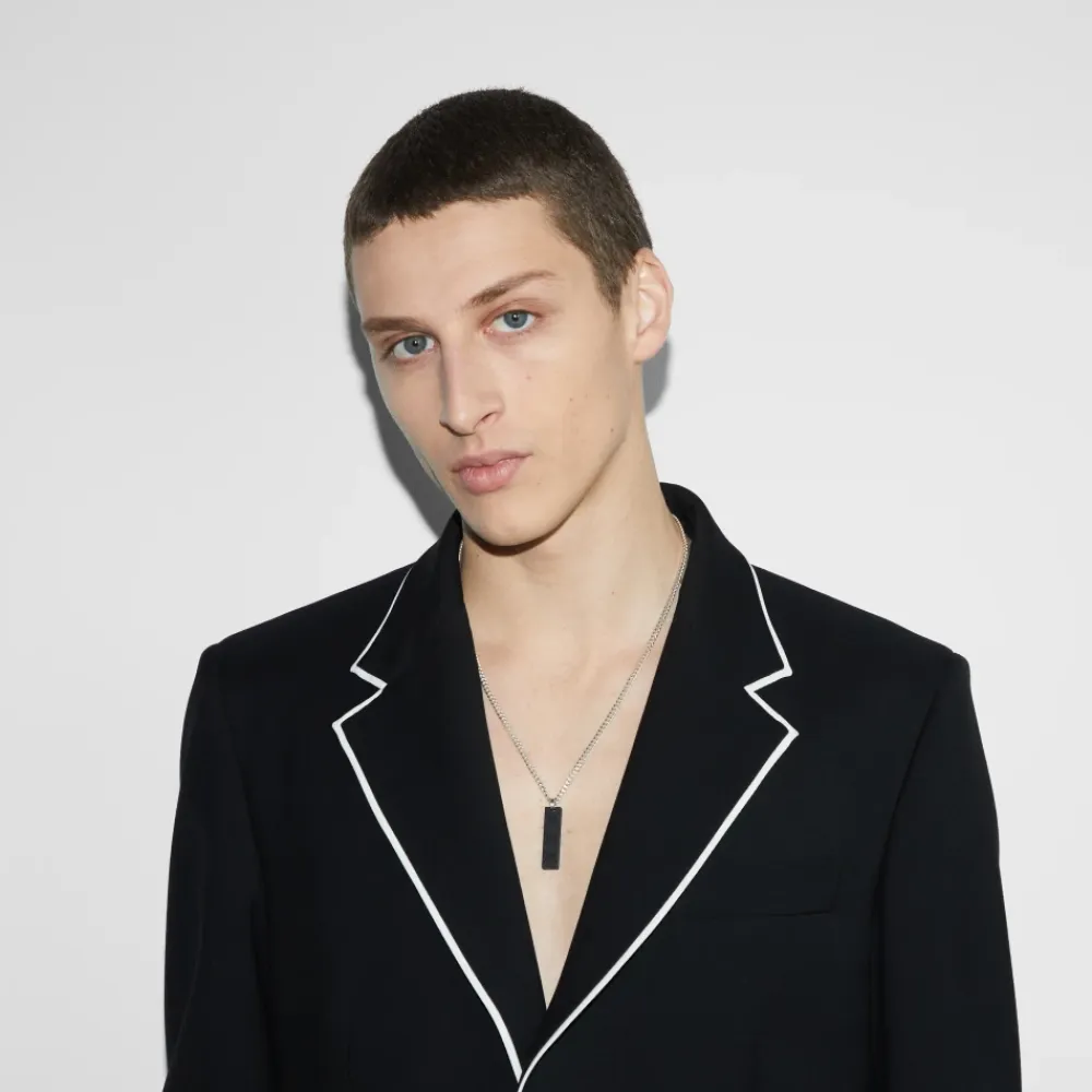 Gucci Smykker*Taghalskæde i sterlingsølv og sort gummibelagt mærke _længde 50/55 cm Grå