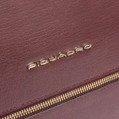 Piquadro Laptop Tasker*Women's laptop bag with iPad® compartment, shock absorbing and RFID protection Rød